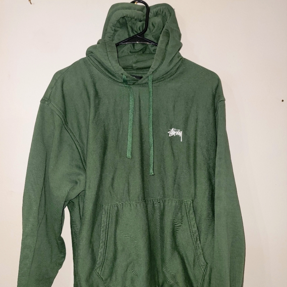 Stussy hoodie unisex size small